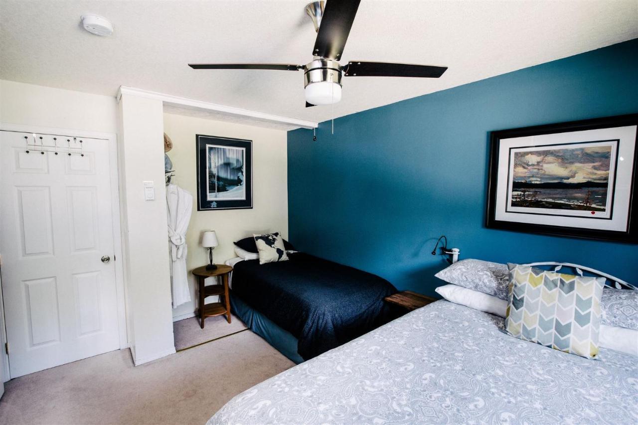 Alpenrose Revelstoke Bed & Breakfast Ngoại thất bức ảnh